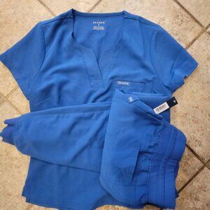 JANNUU Scrubs w/tags